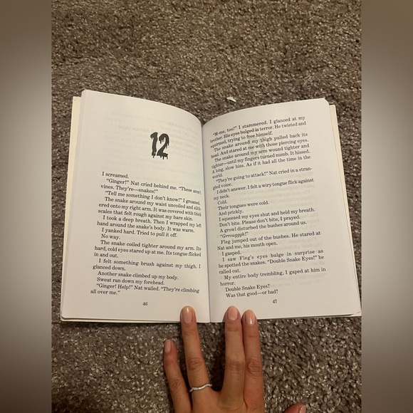 Goosebumps Series: Beast From the East #43 - Picture 7 of 7